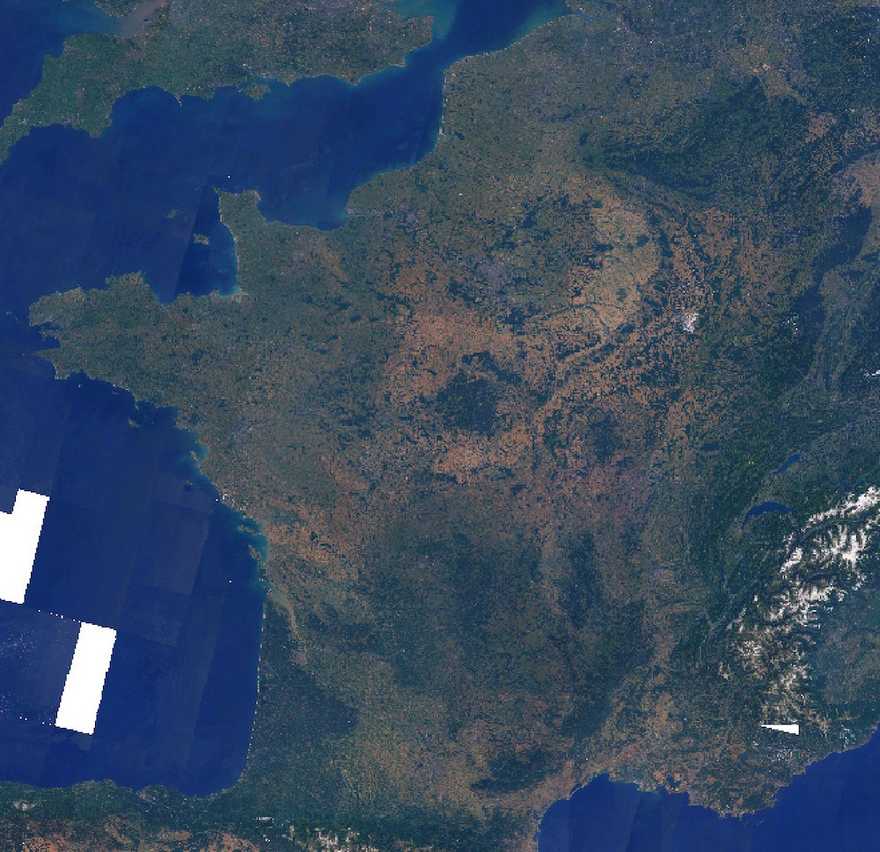 High Resolution mosaic over France using median pixel selection for all summer Landsat 8 scenes (2013 → 2019) with less than 10% of cloud.